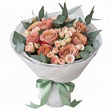 Букет цветов из:  Розы #REPLACE_PRED# Кузнечиках