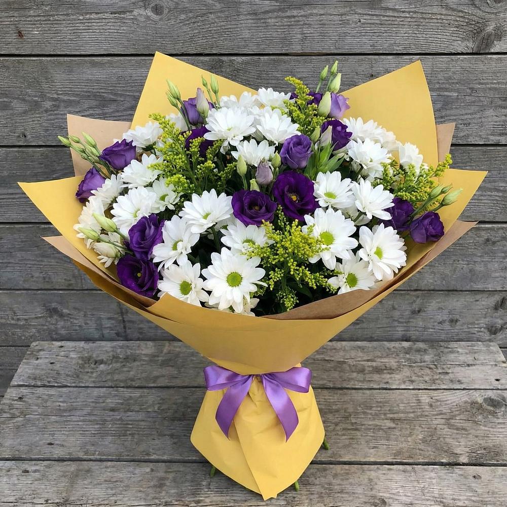 Букет цветов из: Ирисы, Хризантемы и Ромашки в Кузнечиках