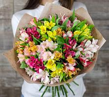 Букет цветов из:  Альстромерии #REPLACE_PRED# Кузнечиках