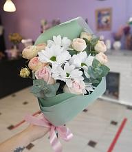 Букет милый в Кузнечиках Букет цветов из: Хризантемы и Розы в Кузнечиках