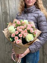 Букет цветов из:  Розы в Кузнечиках
