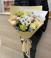 Букет цветов из:  Альстромерии, Розы и Хризантемы в Кузнечиках