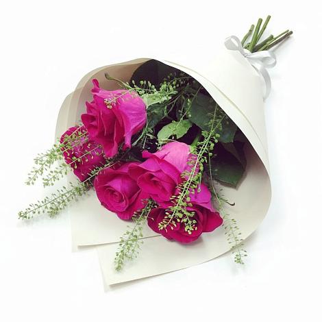 Букет цветов из: Розы в Кузнечиках