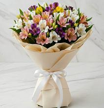 Букет цветов из:  Альстромерии #REPLACE_PRED# Кузнечиках