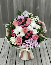 Букет цветов из:  Альстромерии, Гвоздики, Розы и Хризантемы в Кузнечиках