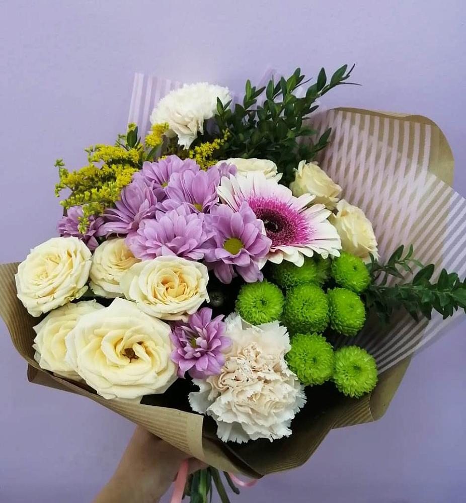 Букет цветов из: Хризантемы, Розы, Гвоздики и Герберы в Кузнечиках