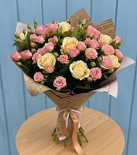 Букет цветов из:  Розы в Кузнечиках