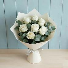 Букет Белые розы в Эвкалипте в Кузнечиках