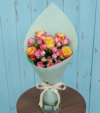 Букет цветов из:  Розы в Кузнечиках