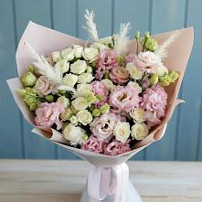 Букет цветов из:  Альстромерии и Розы в Кузнечиках